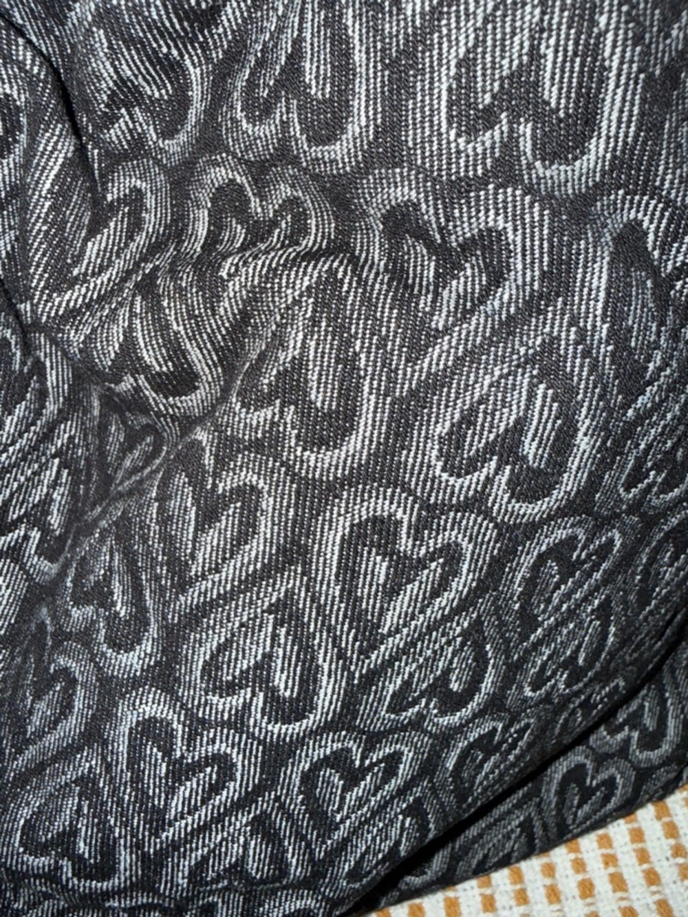 WILDFOX Black Heart Jacquard Drawstring Tote Bag/Backpack - Picture 3 of 7
